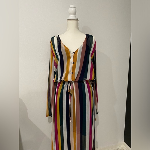 BRAND NEW striped dress - Picture 4 of 9